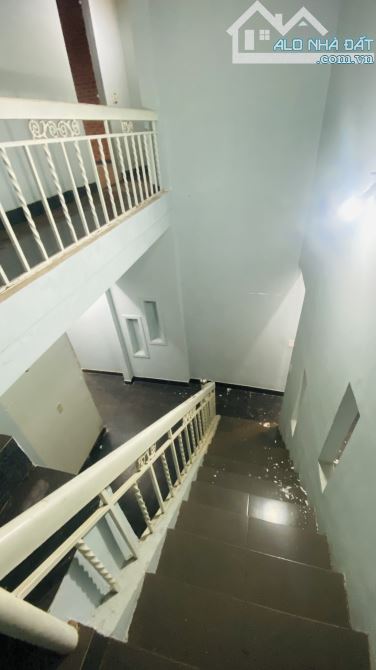 ✅Bán nhà mê góc 2 mặt tiền Y Nuê ngay Lê Duẩn chỉ 7,9 tỷ - 4