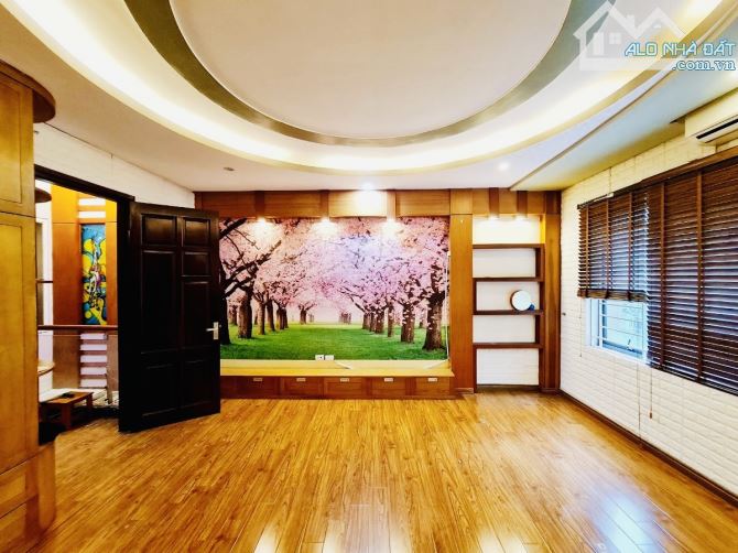 Bán nhà Nguyên Hồng, Đống Đa. 60m2 x 6T, MT 5m, vỉa hè, oto. KD ngày đêm. 32,9 tỷ. - 4