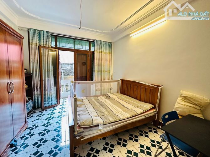 BÁN NHÀ ĐẶNG TẤT PHAN ĐÌNH PHÙNG BA ĐÌNH - 38M 5T MT 4M - 10M RA MẶT PHỐ 2 MẶT THOÁNG - 4