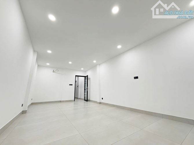 Cho thuê nhà mặt tiền Cao Lỗ, 4x20, 5 tầng, Thiết kế hiện đại chỉ 40tr tháng còn TL - 5