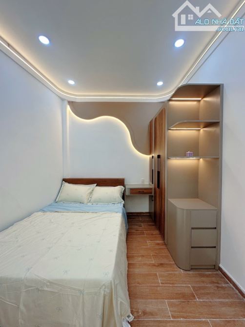 SÁT HẺM XE HƠI HOÀNG HOA THÁM PHÚ NHUẬN, NHÀ 2 TẦNG, 54M2,NGANG 4M, 3PN, CHỈ NHỈNH 7 TỶ - 5