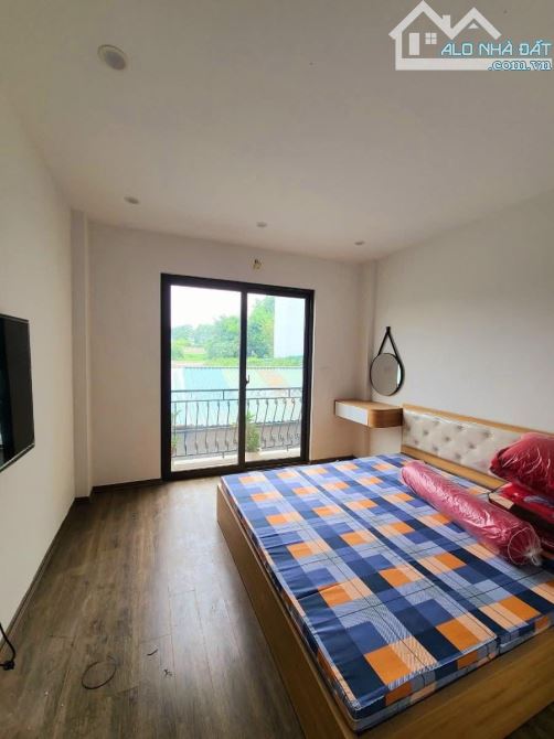 Bán Nhà ngõ 206 Cổ Linh Long Biên 6 tỷ 35m, 5 tầng, mt 4m Ô TÔ KINH DOANH GẦN AEON LB - 5