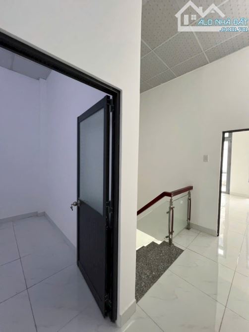 NHÀ 2 TẦNG 120M2 TRONG KHU DÂN CƯ VẠN ẠN TRỌN GÓI 2 TỶ 050 - 5