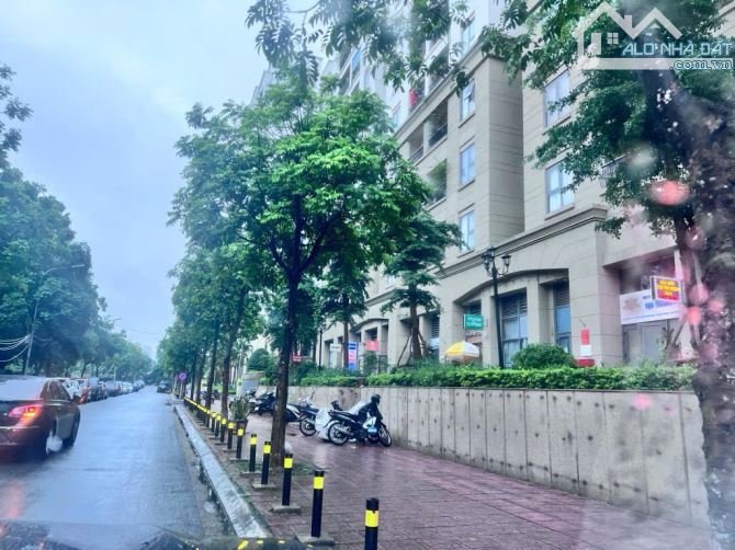BÁN NHÀ GIA QUẤT – Ô TÔ TẢI TRÁNH –KINH DOANH ĐỈNH CHÓP – 105M2 CHỈ 19,8 TỶ - 5