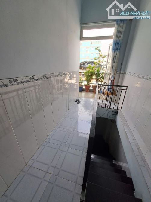 CHDV 3 tầng đường TRƯỜNG CHINH, phường TÂN THỚI NHẤT, Q12, dt 91,7m2 (6,3mx15m), 7,5Tỷ - 5