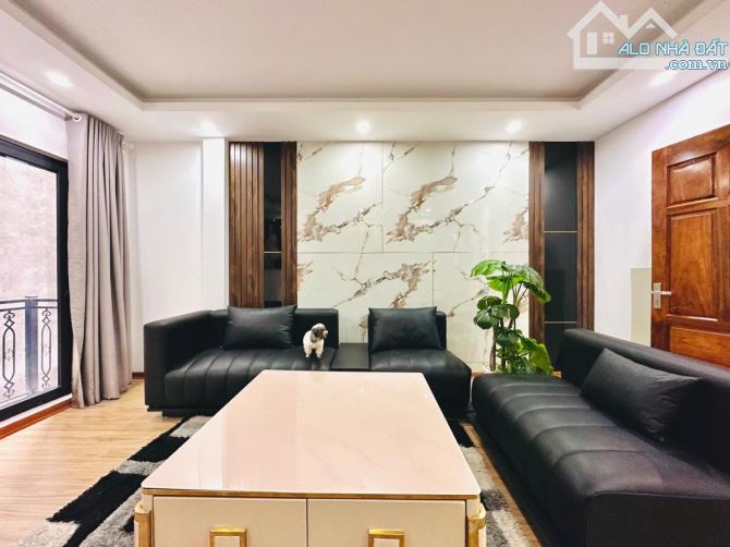 VĂN CHƯƠNG-ĐỐNG ĐA-6 TẦNG THANG MÁY-NHÀ 2 THOÁNG-GẦN HỒ-9.8 TỶ-NỞ HẬU-SỔ SẴN - 5