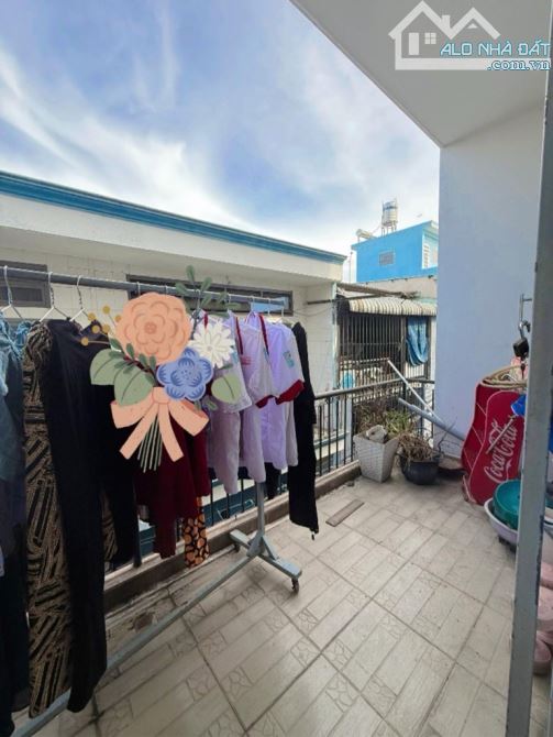 Nhà 2 TẦNG, đường NGUYỄN THỊ ĐẶNG, Phường Hiệp Thành, Q12, dt 63m2 (5mx13) hẻm ôtô💰3,7Tỷ - 5
