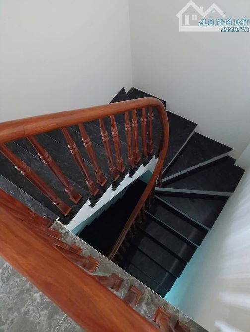 BÁN NHÀ ĐẠI MỖ NAM TỪ LIÊM 30m 6,15 TỶ 4,5 TẦNG MT 8,3m. NGÕ THÔNG RỘNG. TIỆN ÍCH ĐỦ ĐƯỜNG - 5