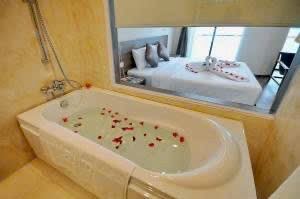 Bán căn khách sạn 19 tầng có 103p VIEW biển đường Phạm Văn Đồng đang hoạt động kinh doanh - 5