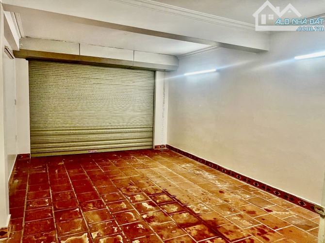 B.nhà Vỡ 4 tầng Mặt đường Tuyến 2 Ngô Gia Tự_ Xung quang toàn biệt thự Biệt phủ to đẹp - 5