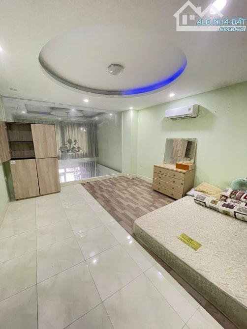 Bán gấp nhà 64m2. 4 tầng. Đường số 4. BHHB. Bình Tân. 6.5T - 6