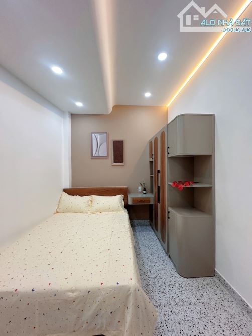 SÁT HẺM XE HƠI HOÀNG HOA THÁM PHÚ NHUẬN, NHÀ 2 TẦNG, 54M2,NGANG 4M, 3PN, CHỈ NHỈNH 7 TỶ - 6