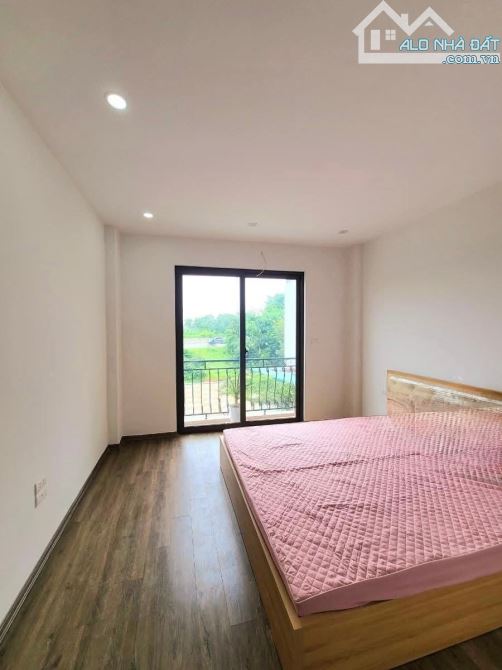 Bán Nhà ngõ 206 Cổ Linh Long Biên 6 tỷ 35m, 5 tầng, mt 4m Ô TÔ KINH DOANH GẦN AEON LB - 6