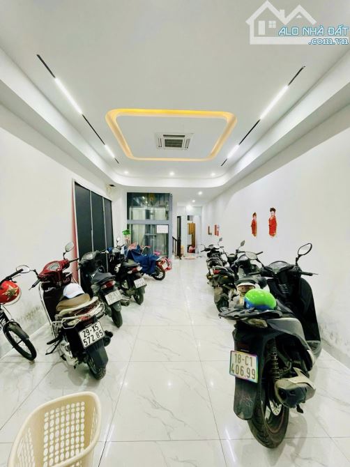 Bán nhà Phố Hồ Tùng Mậu, Cầu Diễn, Nam Từ Liêm.ô tô tránh, Thang máy. 89 m2. 22,6 Tỷ - 6
