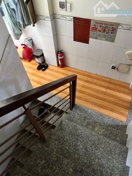 CHDV 5 tầng Mặt tiền đường THỚI AN 06, phường THỚI AN, Q12, dt 53m2 (4mx13,3m), 7,1Tỷ - 6