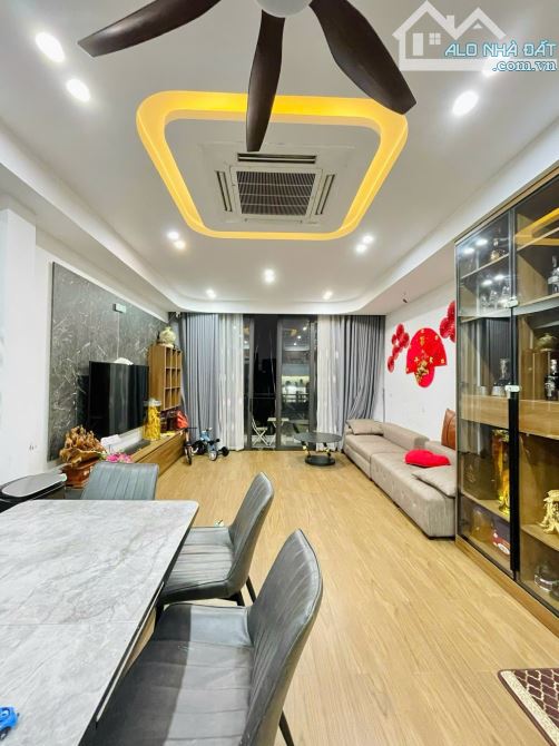 BÁN NHÀ PHÂN LÔ HỒ TÙNG MẬU 90M2, 6 TẦNG TM, OTO KINH DOANH, THUÊ 35TR/TH, GIÁ 22 TỶ - 6