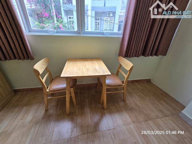 Nhà bán: đường Giải Phóng. Gần sân bay Tân Sơn nhất. DTSD 145m2. 4 tầng. Giá 35,8 tỷ - 7