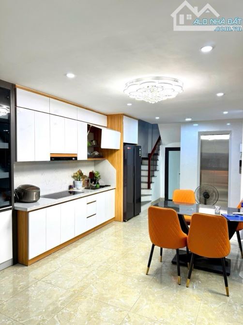 🏡CHÍNH CHỦ TẶNG CHO ACE CHỐT NHÀ VÀ CÔNG CHÚNG 1 CHỈ VÀNG 9999  9.x TỶ CÓ NHÀ ĐẸP TRUNG - 7