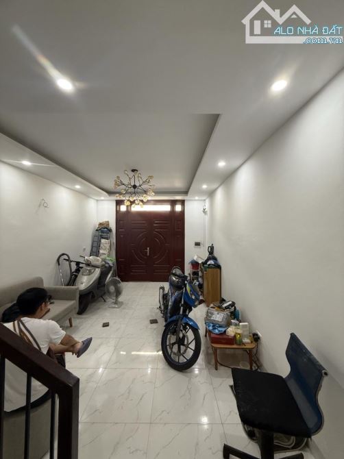 Bán nhà ngõ nông phố Bắc Cầu 41m x 3 tầng - 4,55 tỷ - 7