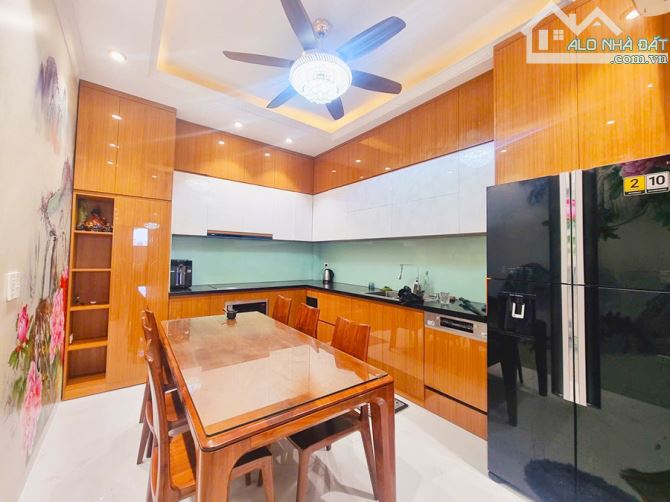 TÒA NHÀ DÁT VÀNG DUBAI ĐẲNG CẤP 5 SAO MẶT PHỐ, THANG MÁY, VIEW HỒ HOÀNG CẦU|DT55M2_32TỶ - 8