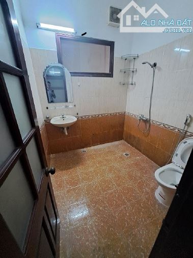Cho thuê nhà ngõ 2 phố Trần Cung, Diện tích 55m2 x 5 tầng gần đường Hoàng Quốc Việt - 8