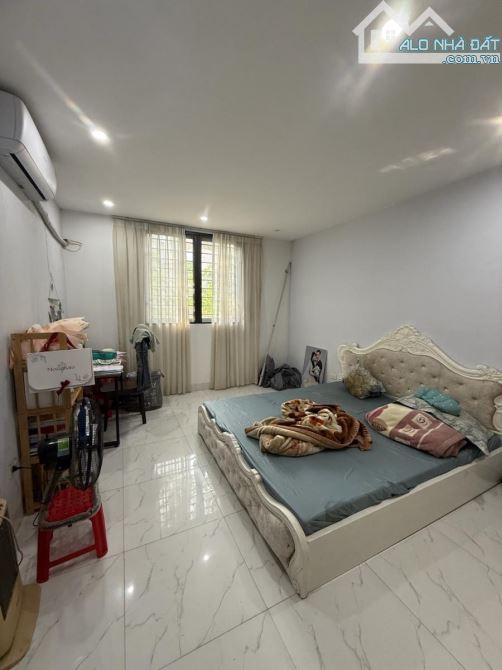 Bán nhà ngõ nông phố Bắc Cầu 41m x 3 tầng - 4,55 tỷ - 8