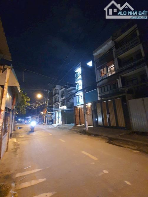 BÁN NHÀ 1 Trệt 3 Lầu Tum. MẶT TIỀN KINH DOANH. TIỆN MỞ VP – CTY,  P.TRƯỜNG THỌ - 8