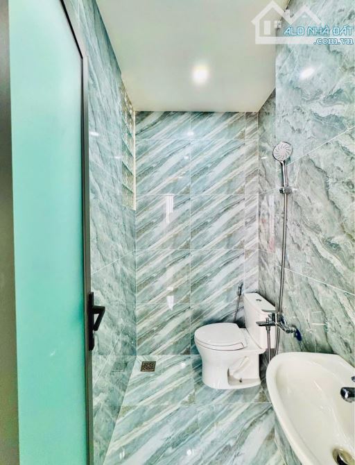 Bán nhà dòng tiền cho thuê 23triệu ngay Bùi Thị Xuân,P1,Tân Bình-Giá:4tỷ470/63m2(4,5x 14) - 9