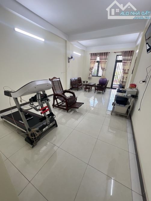 Bán nhà 3 tấm 4x24 mặt tiền Trần Thị Năm - Dương Thị Mười - 9