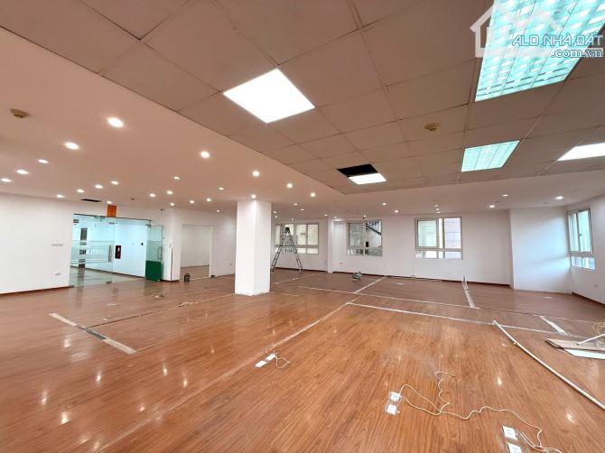 ĐỘC QUYỀN CHỈ 1 SÀN DUY NHẤT – 275M² GIÁ "CẮT LỖ" TẠI H10 VINACONEX 6 - 9