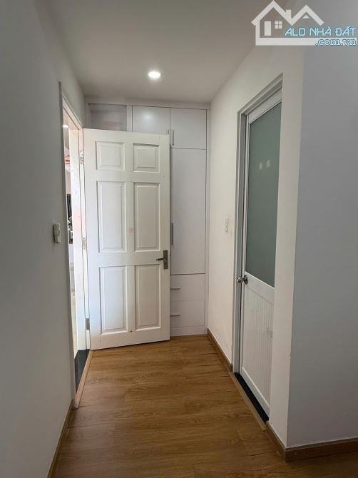 Chung cư Bàu Cát,Tân Bình: 93m2,3p ngủ,2wc, 12tr/th - 9