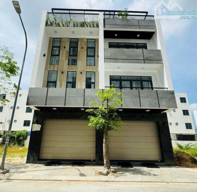 Cần cho thuê gấp Nhà có thang máy khu đô thị Phước Long 2. Ngang 10m Giá thuê 50 triệu/th - 9