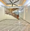 Bán nhà trong ngõ đường Trần Huy Liệu