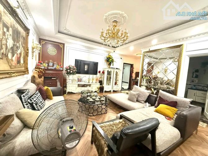 GẤP BÁN CĂN HỘ CHELSEA PARK TRUNG KÍNH-DT 132M, 3PN, 2WC-CHỈ NHỈNH 10 TỶ