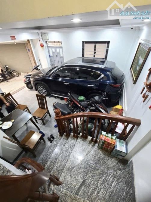 Yên Hoà - Cầu Giấy- 34m/36mT2  x 6 Tầng- Gara ô tô trong nhà- Ngõ Thông-12.5 Tỷ