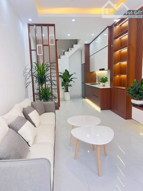 Bán nhà 5 tầng 31m2 Phố Cầu Cốc- Tây Mỗ. 15m ra oto dừng đỗ