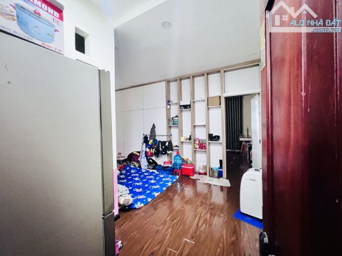 QUÁ NGON. Mặt Tiền 5.8m x19m 4 tầng Trần Văn Quang, Tân Bình. Giá 12.5 tỷ