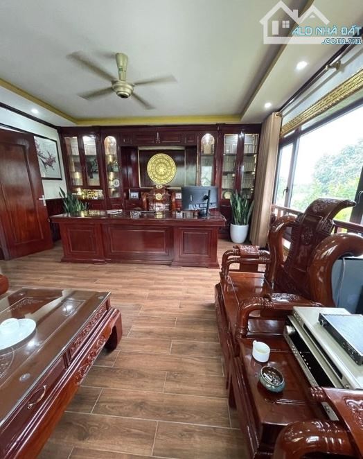BIỆT THỰ ĐƠN LẬP,  KĐT  LONG VIỆT , MÊ LINH , QUANG MINH , NỘI THẤT XÍN   Ở ĐẲNG CẤP