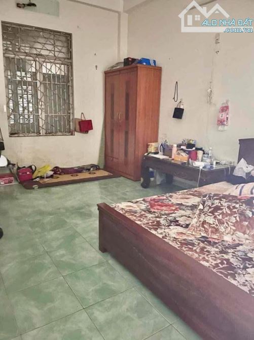BÁN ĐẤT TẶNG NHÀ 2,5 TẦNG  MT TIỂU LA - GẦN LÔ GÓC NGUYỄN HỮU DẬT - GIÁ 10,X TỶ