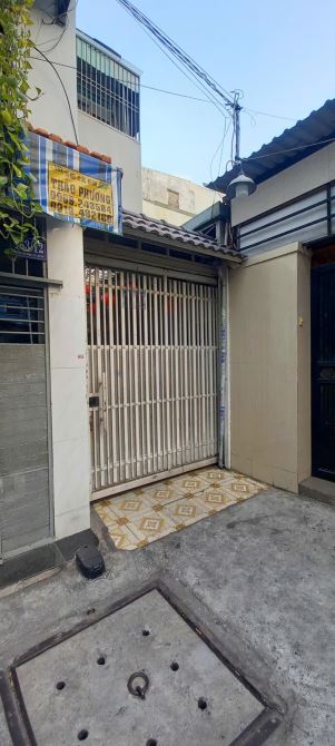 Bán gấp nhà Cấp 4 hẽm ô tô, Nguyễn Thái Sơn, Chỉ 12 tỷ Gần chợ Gò Vấp, Gần trường Đại học