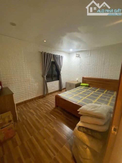 CẦN BÁN NHANH NHÀ GÓC 2 MẶT TIỀN LƯU QUANG THUẬN - CÁCH BIỂN 350M - GIÁ 8,X TỶ