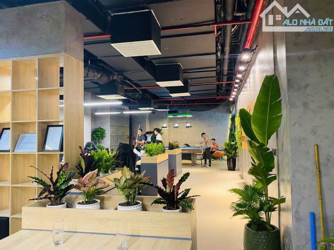 Chính chủ cho thuê gấp 110m2, 200m2, 215m2 sàn VP tòa nhà N02T3, Ngoại Giao Đoàn giá rẻ