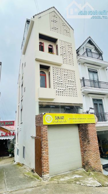 Hơn 8 tỷ sở hũu ngay nhà Trung Tâm, Diện tích lớn(4.8x16). Cách chợ Đêm, Hồ Xuân Hương 1km