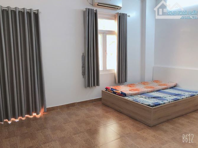 CHDV Lê Trọng Tấn - Có 13 Phòng (TN 55tr), DT: 5x17m, lửng 3 lầu ST. Giá: 11.5 tỷ TL