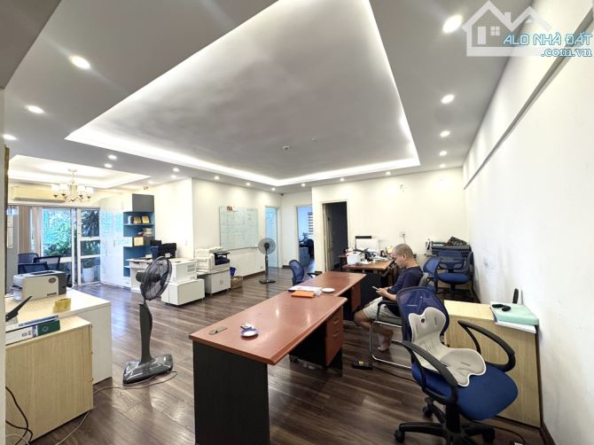 💥Bán Chung Cư Mặt Phố Láng Hạ, Gần Rạp Quốc Gia, CV Thành Công, DT 163m2, 3 PN, Giá 12.x