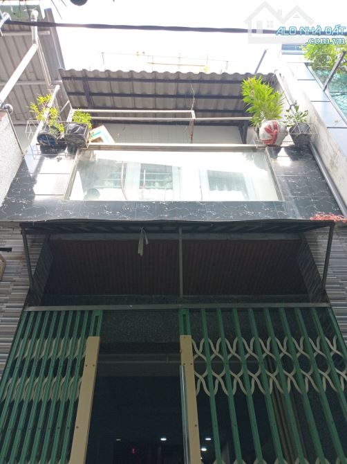 Bán gấp nhà 31m2. 3 tầng Lê Trọng Tấn . Tây Thạnh. Tân phú. 4T TL