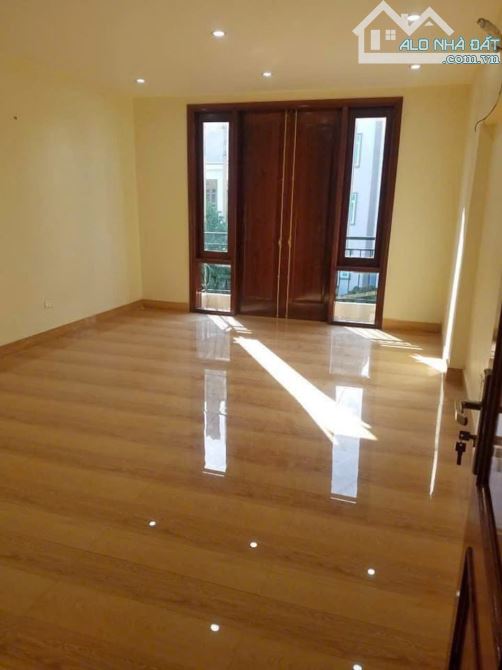 Cho thuê ngõ 43 Dịch Vọng, Cầu Giấy 55m x 4 tầng