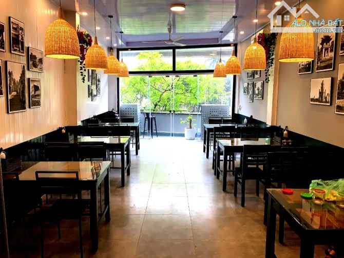 MẶT PHỐ HOÀNG CẦU ĐỐNG ĐA 60M 5Tầng Mặt Tiền 5m Gía Chào Bán 29 Tỷ.
