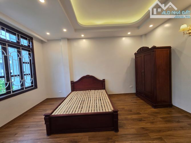 Bán Nhà Xuân Đỉnh Bắc Từ Liêm Gần Chợ. Công Viên HB 35m 5Tầng Giá 7.8 tỷ