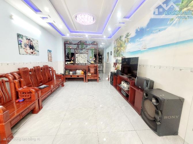 Bán nhà 3 tầng hẻm xe hơi gần ngã tư Tô Ký - Nguyễn Ảnh Thủ